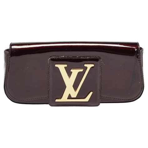 LOUIS VUITTON Patent Sobe Clutch Amarante 